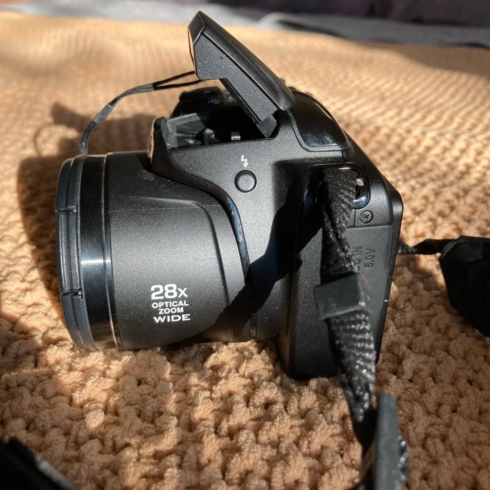 Nikon CoolPix L340 28x Wide Optical Zoom Camera